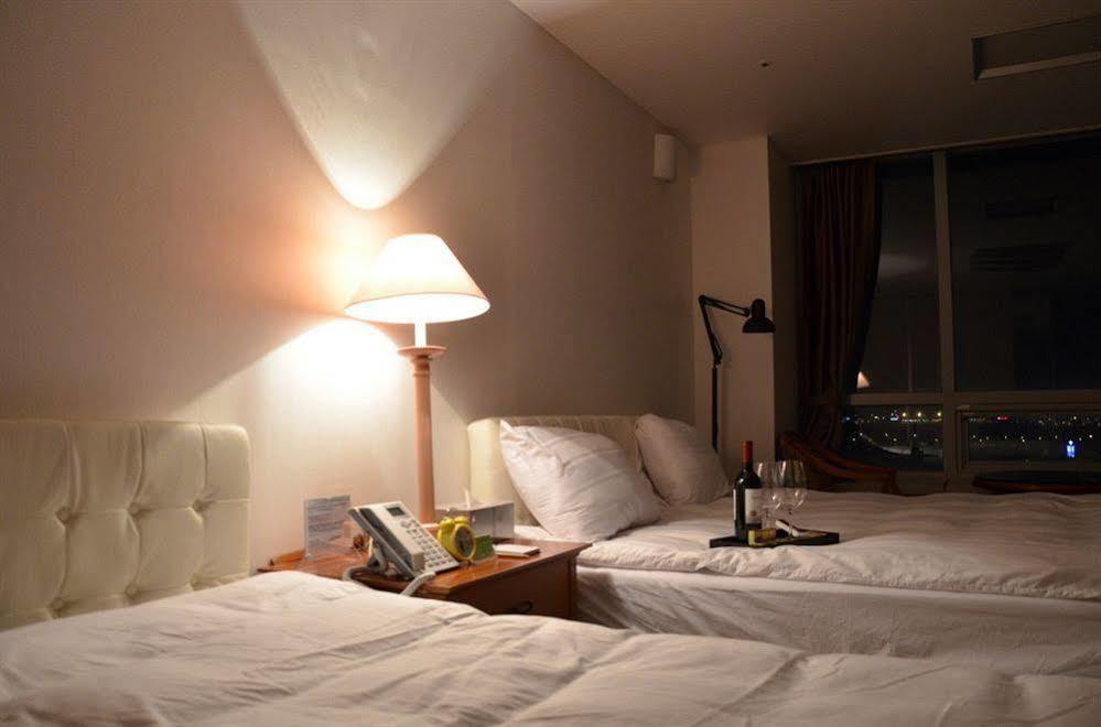 Hotel Hue Loft Инчон Экстерьер фото